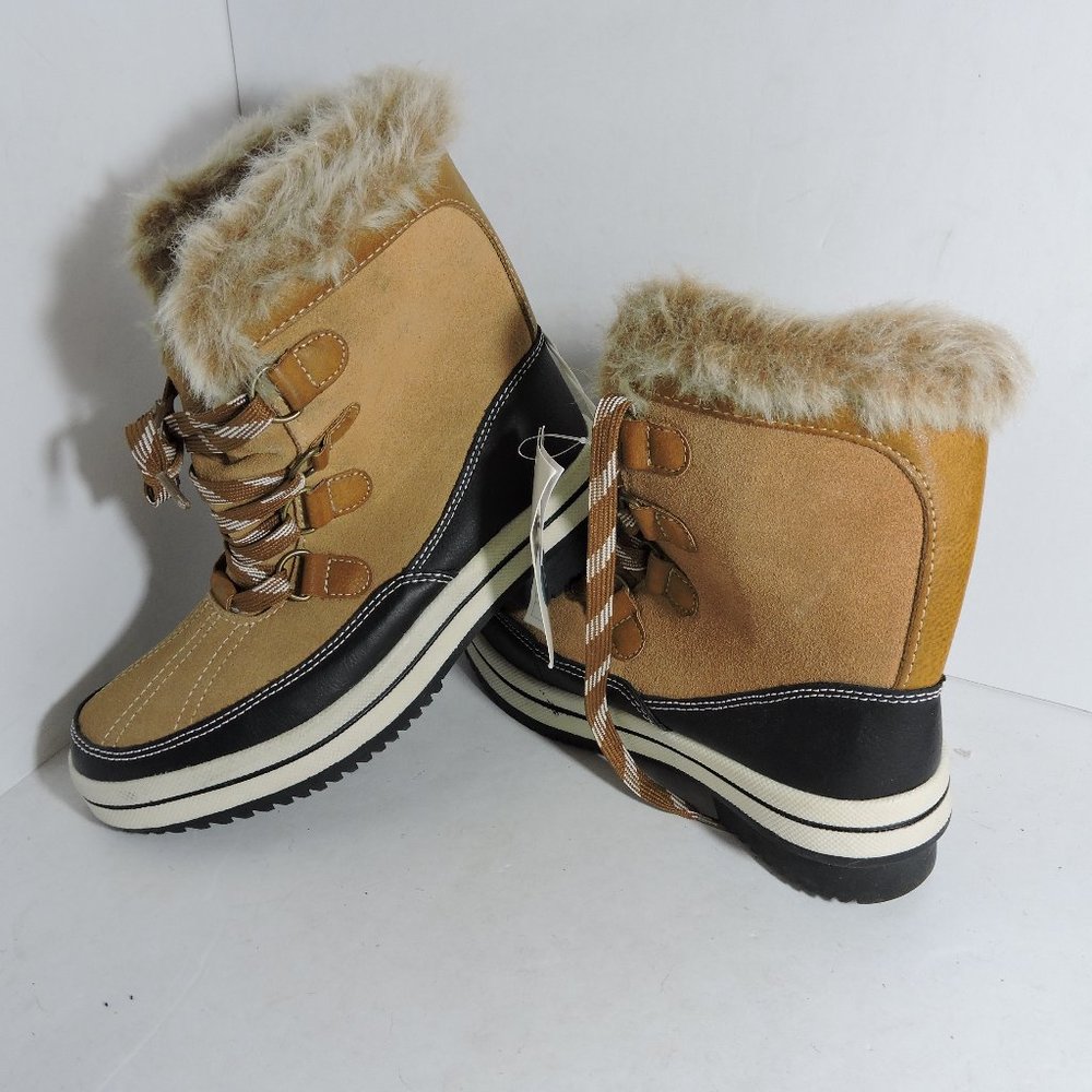 Universal Thread women warm winter boots